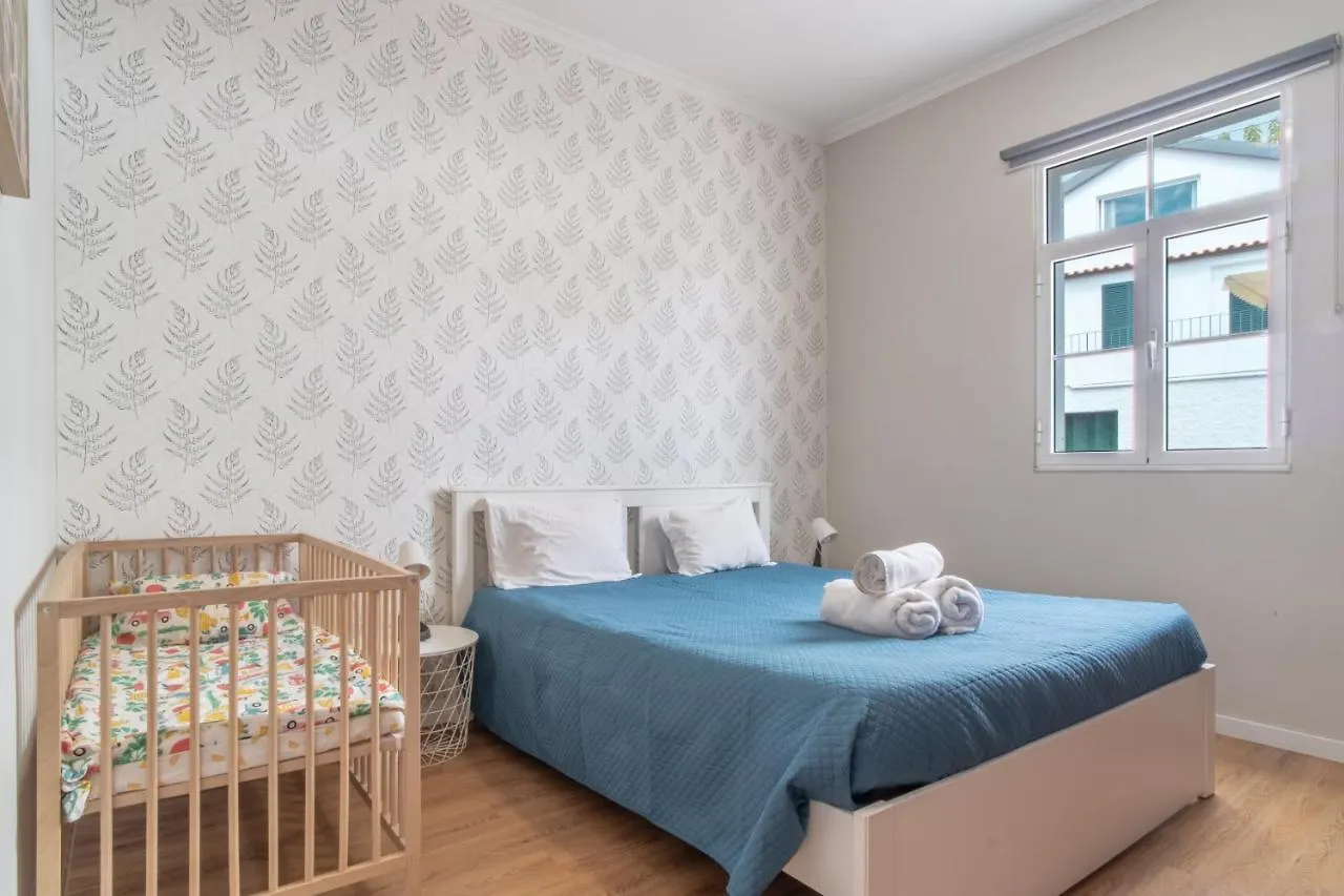 The Sunny Apartment فونشال